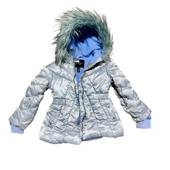 Jessica Simpson 2T girl winter jacket silver with fur - Picture 2 of 4